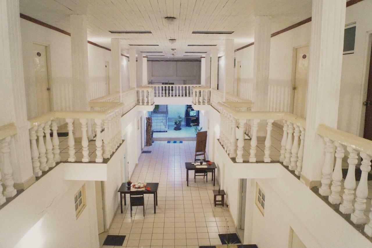 Oasis Skybeach Hostel - Νεγκόμπο Εξωτερικό φωτογραφία